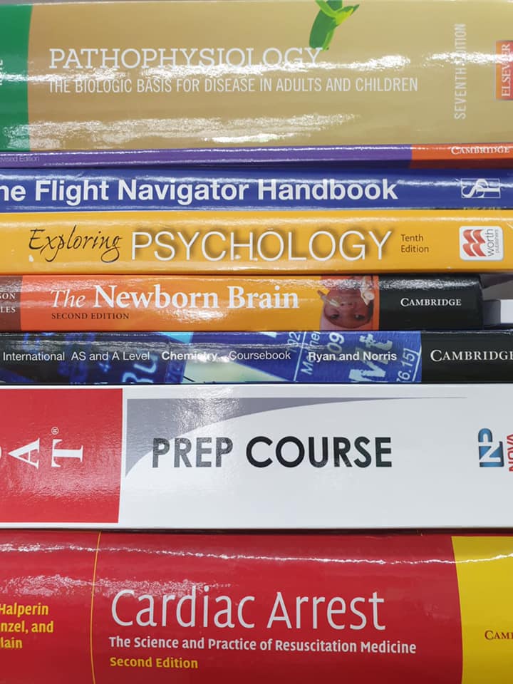 MYSTERY BOX OF 10|20 BOOKS FOR THE EDUCATED MIND