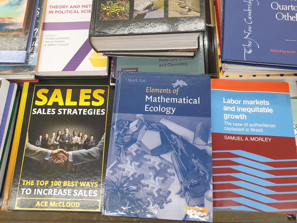 MYSTERY BOX OF 10|20 BOOKS FOR THE EDUCATED MIND