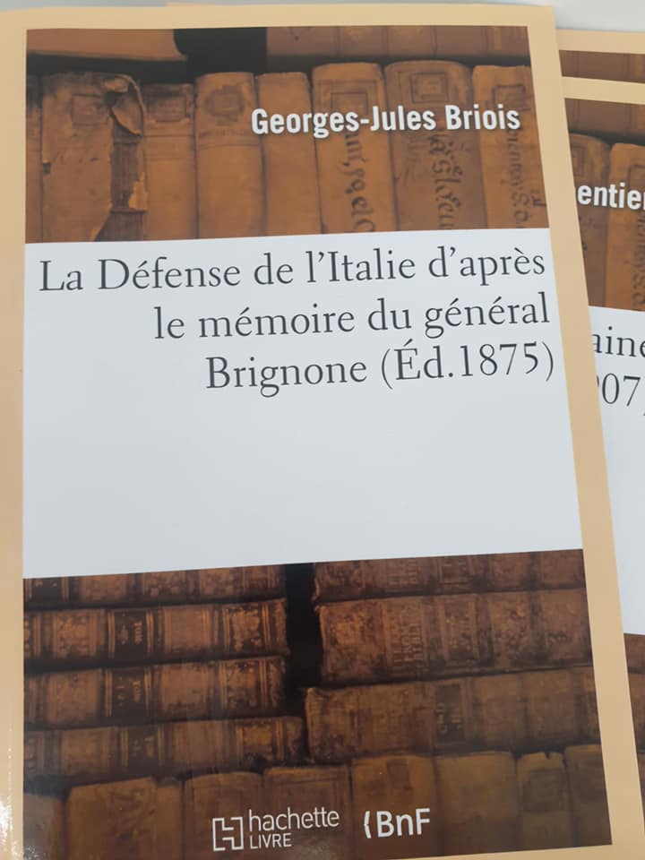 MYSTERY BOX OF 10|20 BOOKS FOR THE EDUCATED MIND