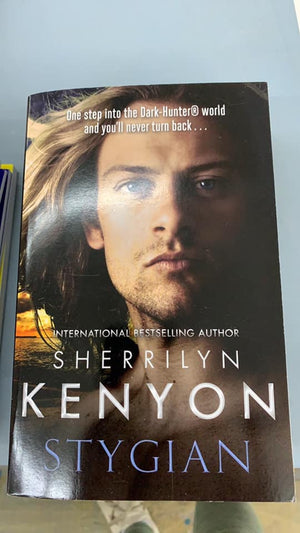 BOX OF BOOKS FOR THE CURIOUS MIND MIN 15 BOOKS