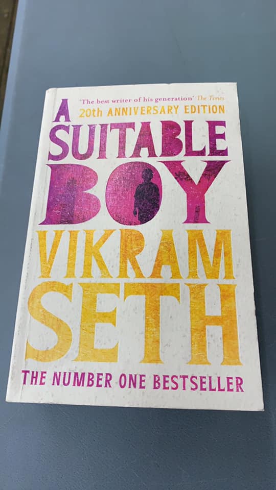 BOX OF BOOKS FOR THE CURIOUS MIND MIN 15 BOOKS