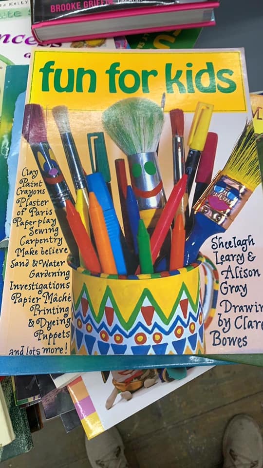 BOX OF BOOKS FOR THE CURIOUS MIND MIN 15 BOOKS