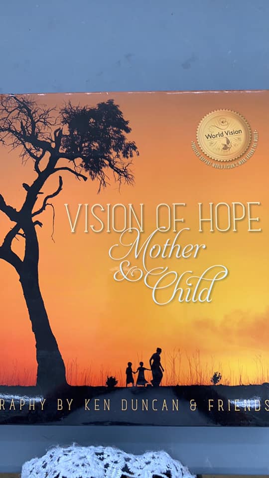 BOX OF BOOKS FOR THE CURIOUS MIND MIN 15 BOOKS