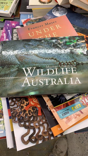 BOX OF BOOKS FOR THE CURIOUS MIND MIN 15 BOOKS