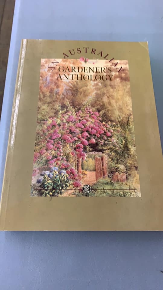 BOX OF BOOKS FOR THE CURIOUS MIND MIN 15 BOOKS