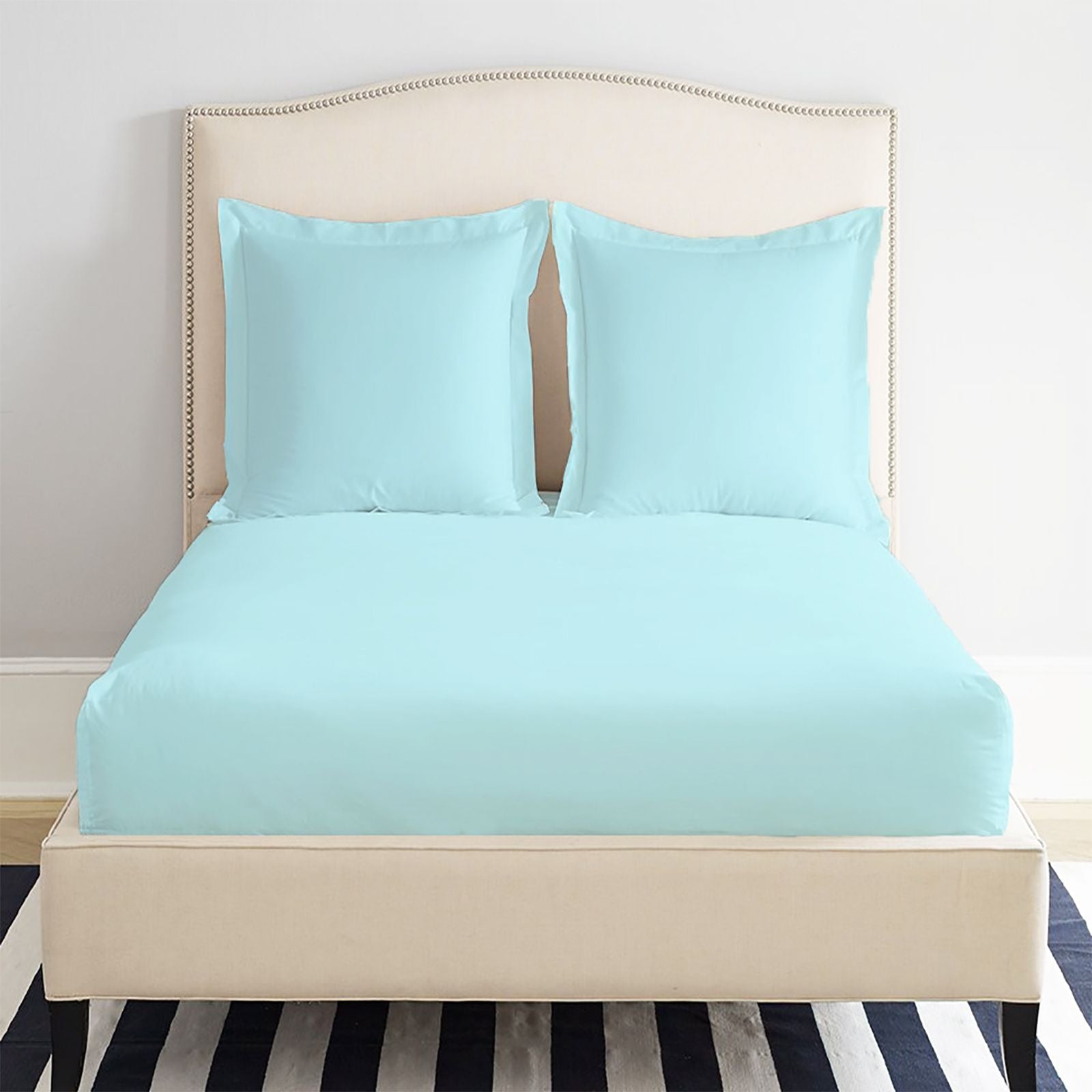 Lot of 4 x 1200 threadcount cotton rich fitted sheets