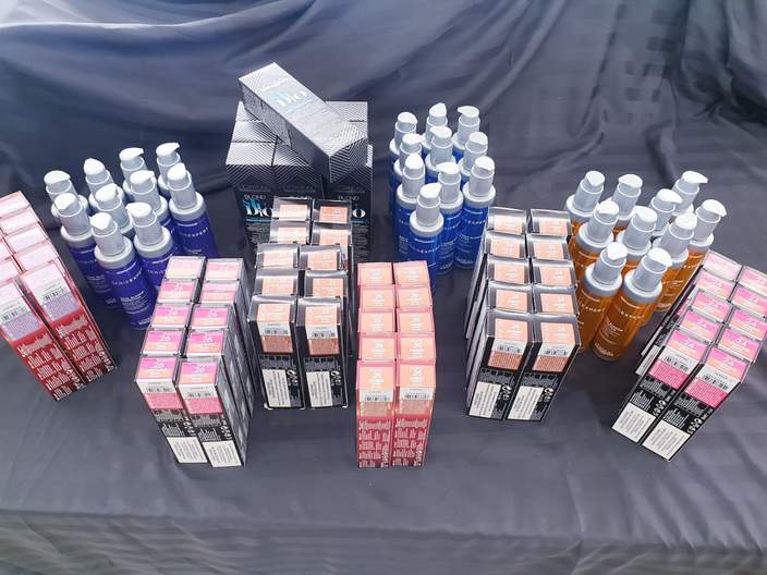 202 PIECE MASTER MAKEUP AND BEAUTY PACK + BONUS