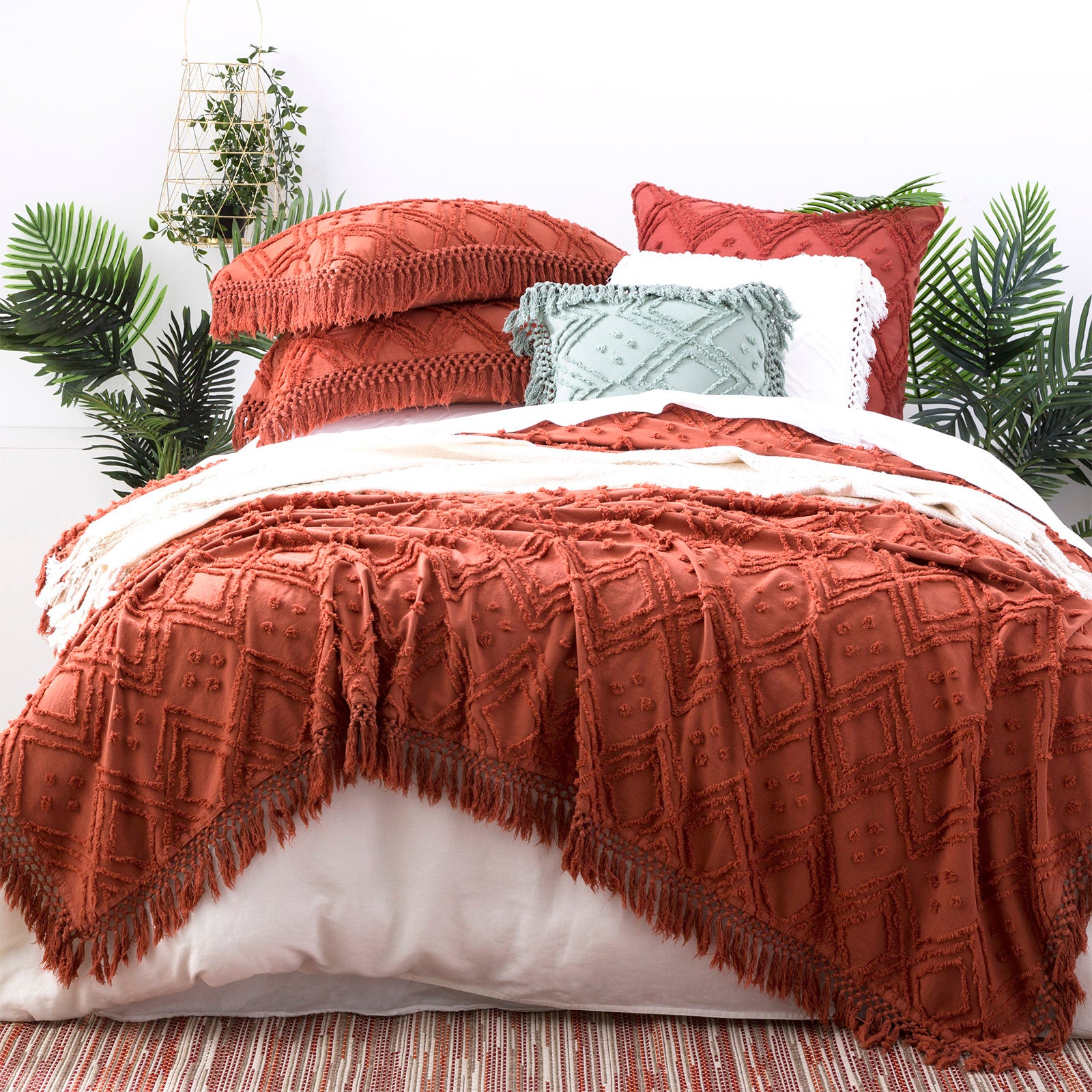 Park Avenue Medallion 100 % cotton Vintage washed Tuffted Bed Cover set