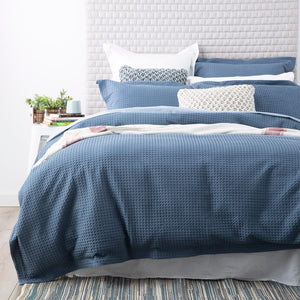 Park Avenue Perennial Cotton Waffle Quilt Cover set