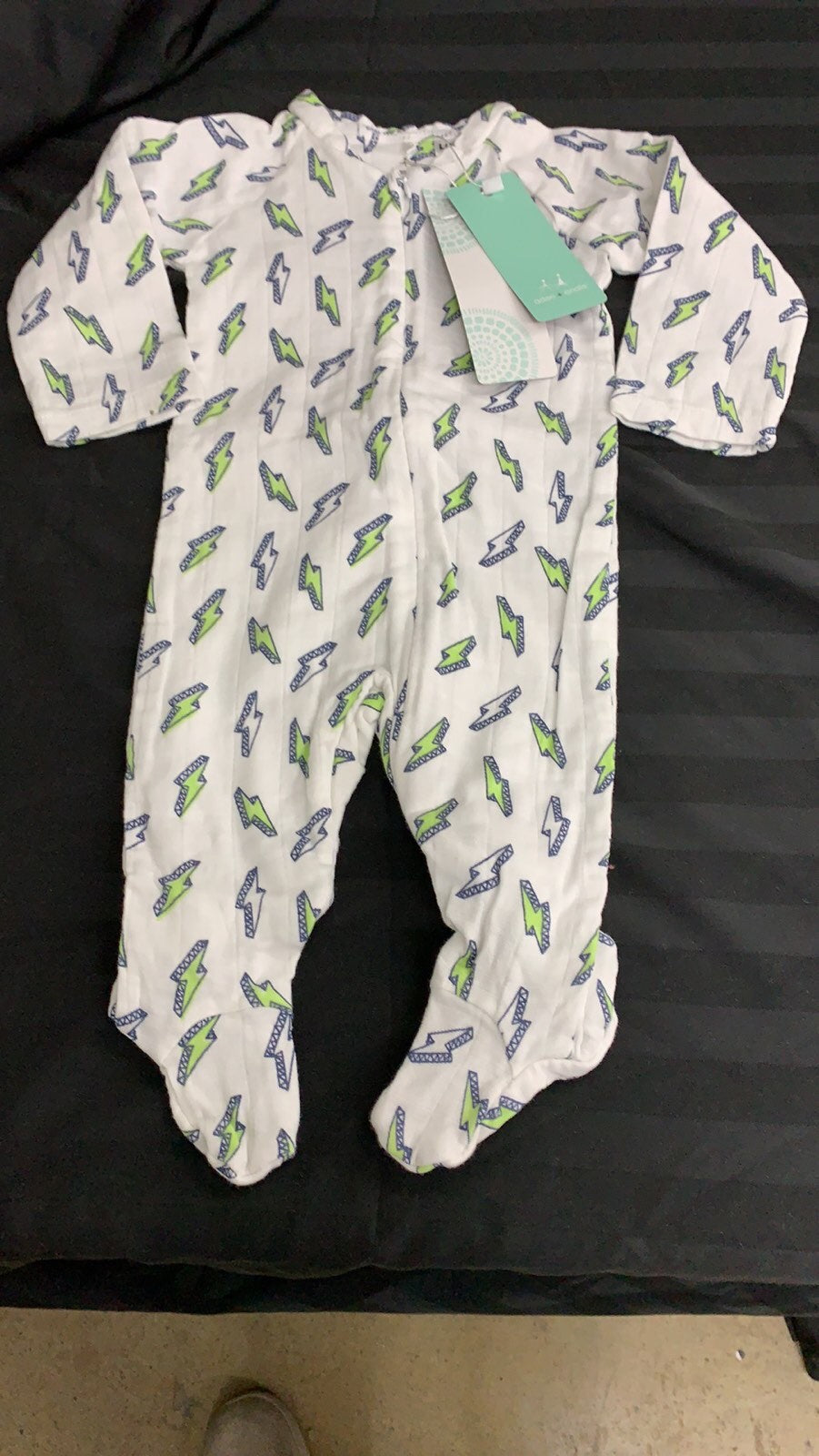 10 ASSORTED ADEN AND ANAIS PREMIUM BABY WEAR BOX