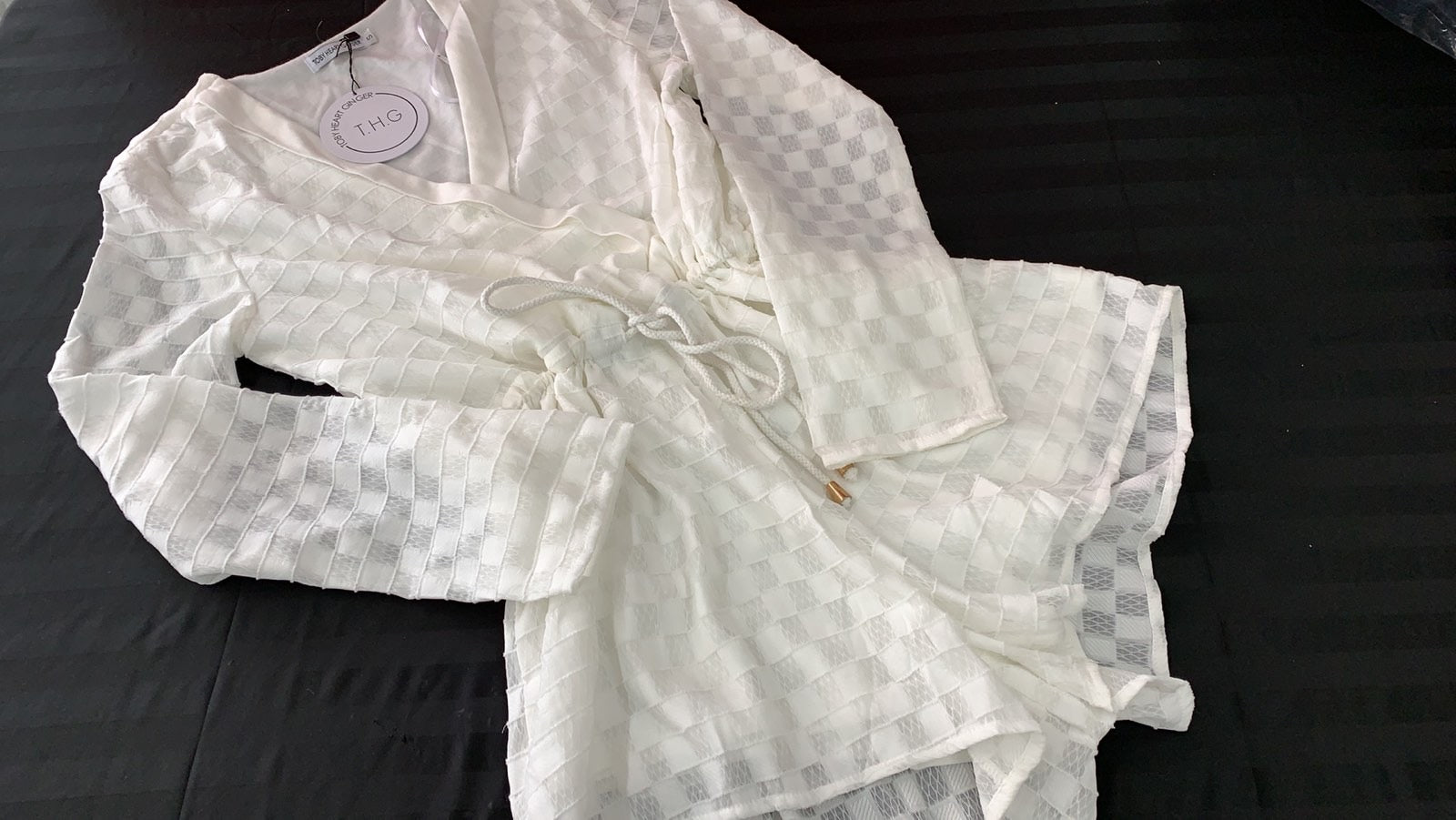 BOX OF 5 OR 10 DESIGNER CLOTHING FOR YOUNG WOMEN FROM QLD DESIGNER GIRL IN THE SUN & TOBY HEART GINGER