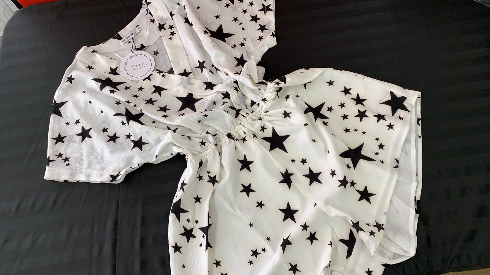 BOX OF 5 OR 10 DESIGNER CLOTHING FOR YOUNG WOMEN FROM QLD DESIGNER GIRL IN THE SUN & TOBY HEART GINGER