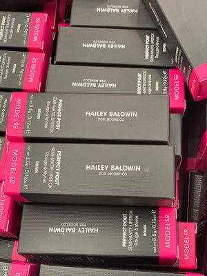 MONEY SAVING BUNDLE DEAL! SUPER MAKEUP MYSTERY PACK + PACK OF HAIR COLOURS