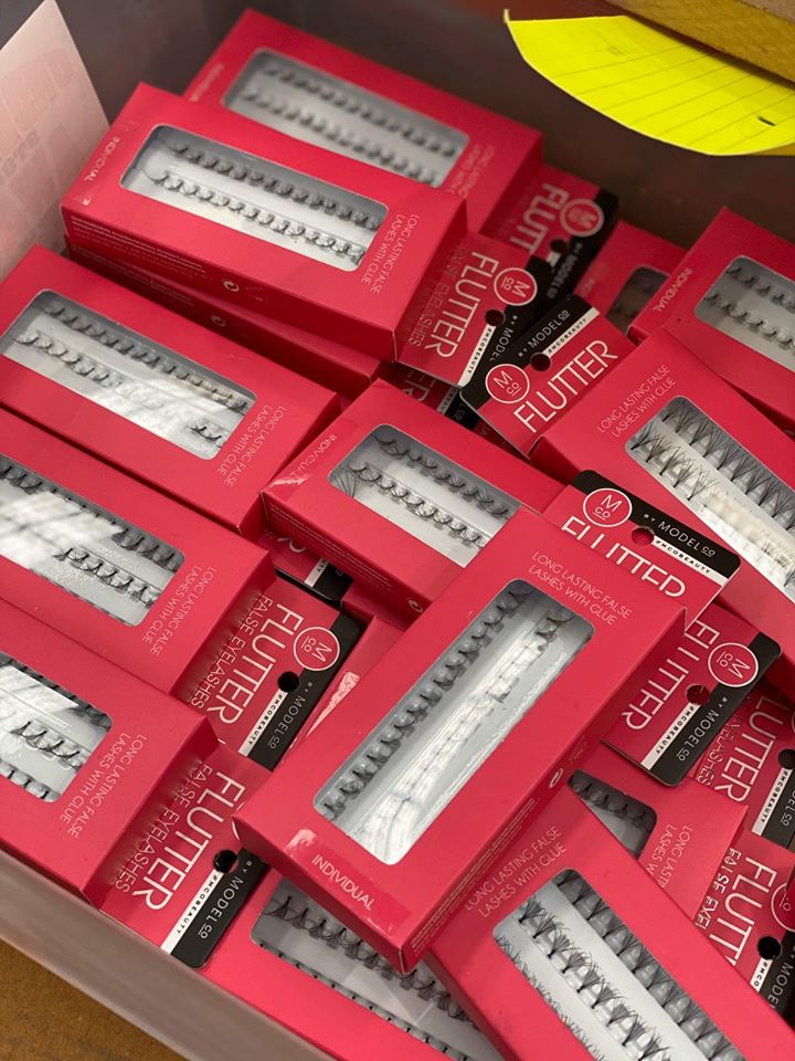 202 PIECE MASTER MAKEUP AND BEAUTY PACK + BONUS