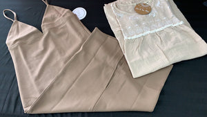 BOX OF 5 OR 10 DESIGNER CLOTHING FOR YOUNG WOMEN FROM QLD DESIGNER GIRL IN THE SUN & TOBY HEART GINGER