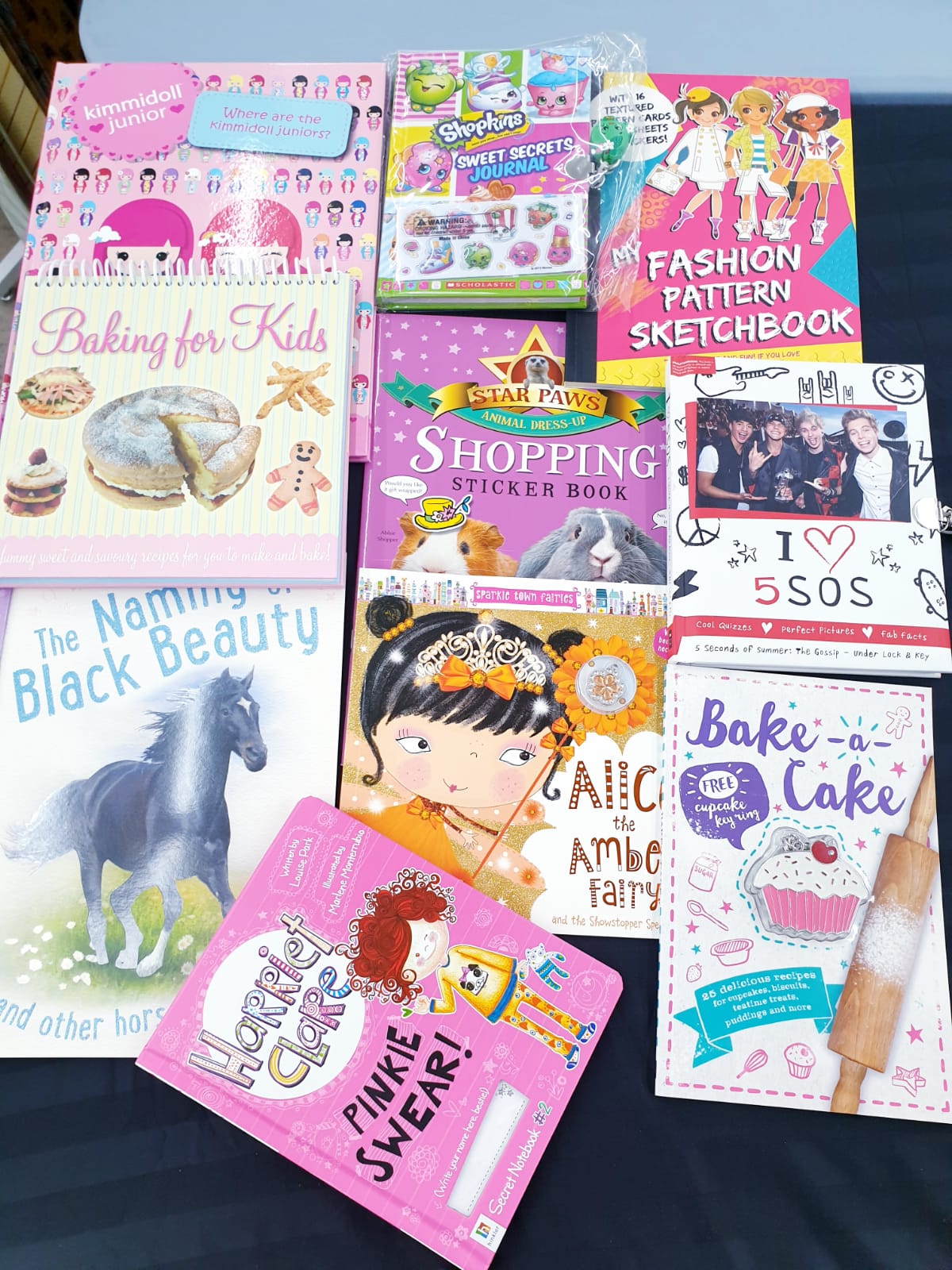 AMAZING MYSTERY BOX OF 10 BOOKS FOR BOYS OR GIRLS FOR ALL AGES