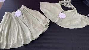 BOX OF 5 OR 10 DESIGNER CLOTHING FOR YOUNG WOMEN FROM QLD DESIGNER GIRL IN THE SUN & TOBY HEART GINGER