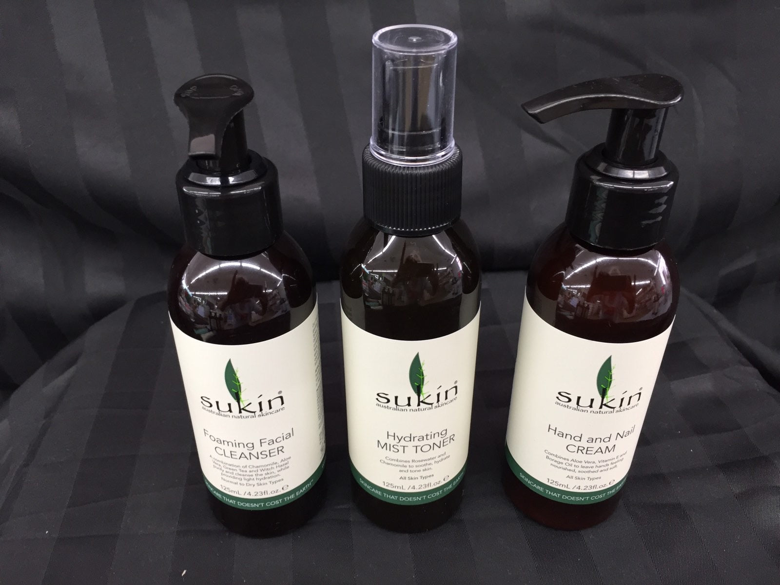 AMAZING SUKIN PRODUCTS MEGA PAMPER PACK OF 12 PRODUCTS