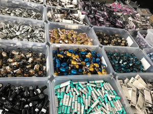 20 ASSORTED NAIL POLISHES ALL BRANDED