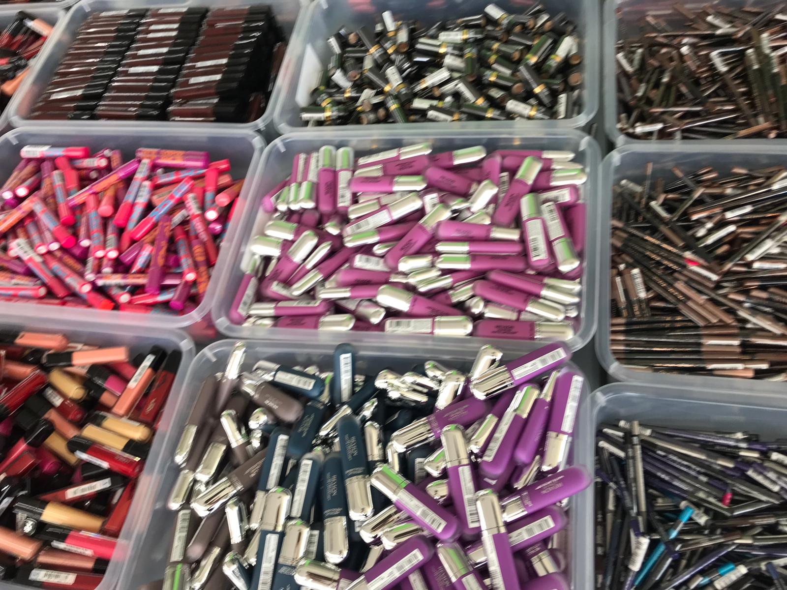 ASSORTED LIPGLOSS 10 PACK