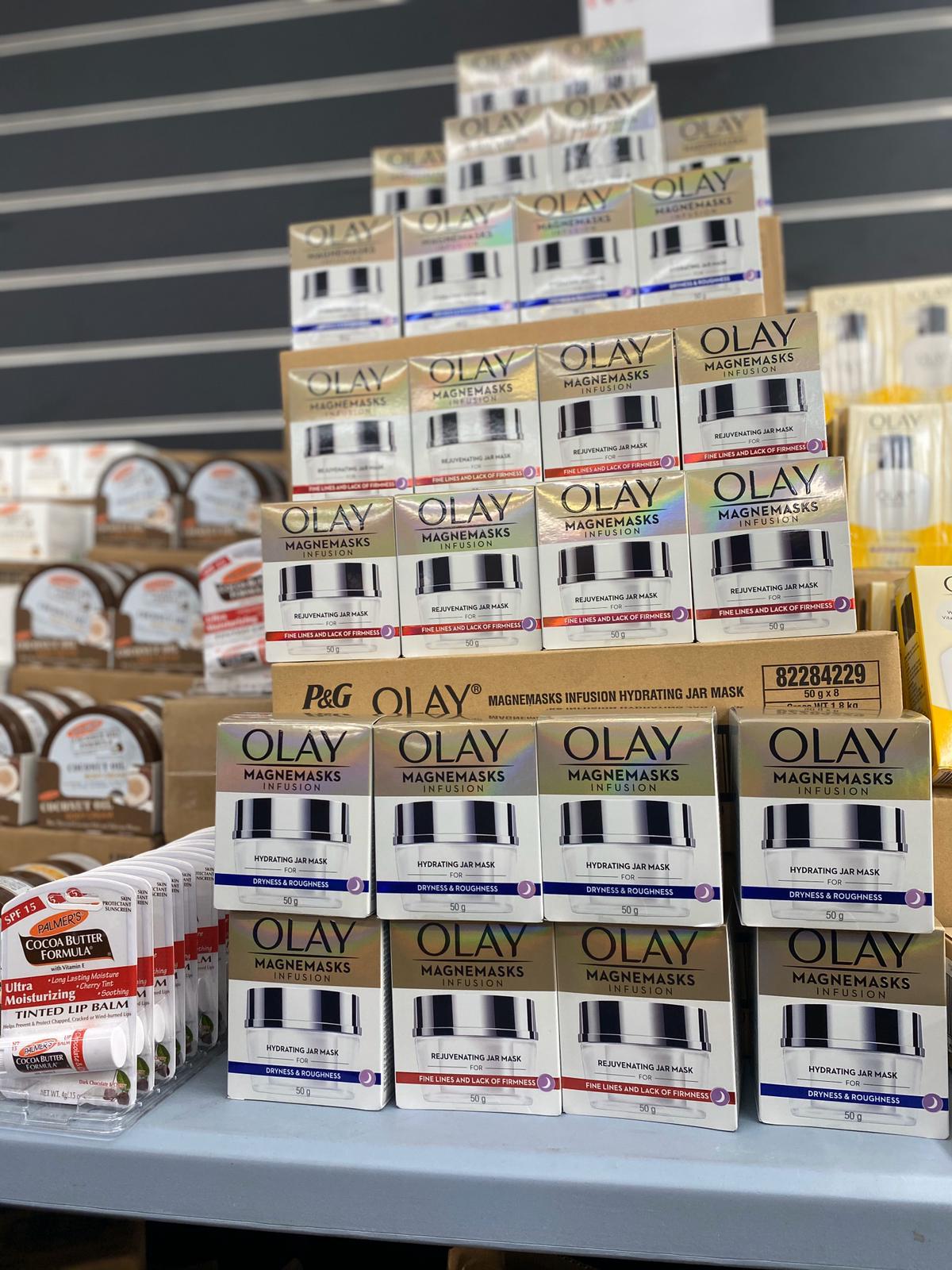 202 PIECE MASTER MAKEUP AND BEAUTY PACK + BONUS