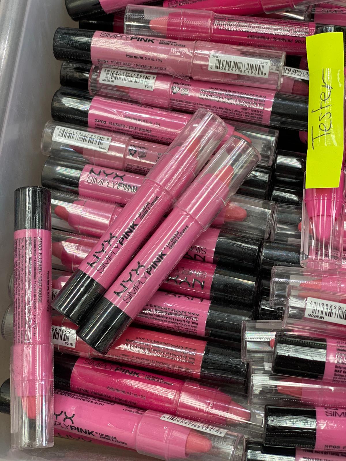 202 PIECE MASTER MAKEUP AND BEAUTY PACK + BONUS