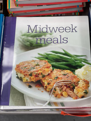 AMAZING MYSTERY BOX OF BOOKS 10|20