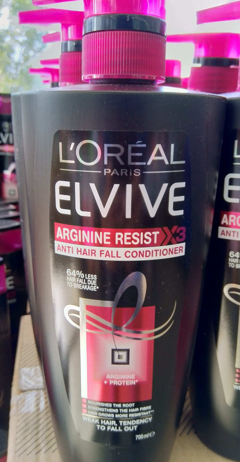 202 PIECE MASTER MAKEUP AND BEAUTY PACK + BONUS