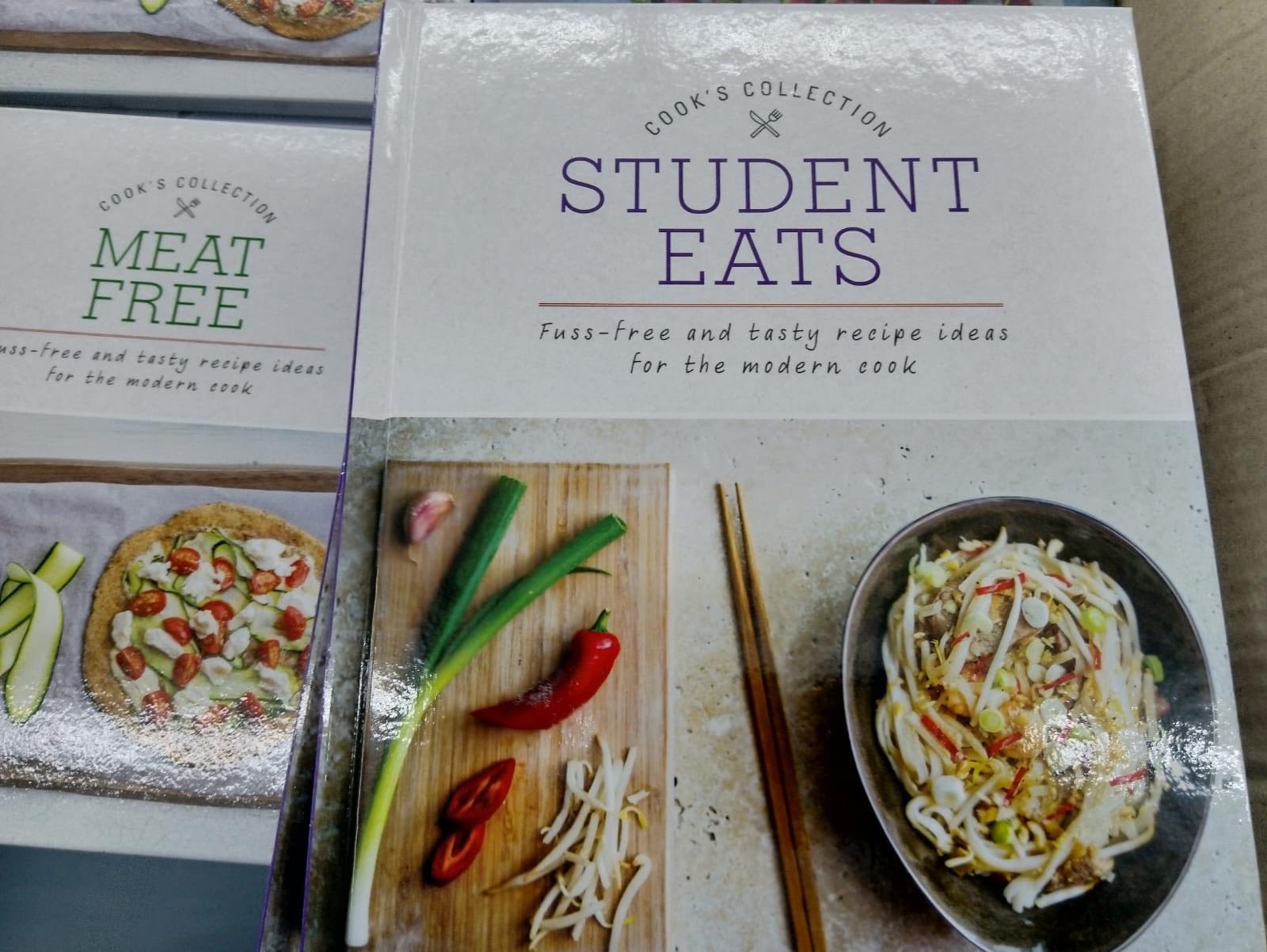 AMAZING MYSTERY BOX OF BOOKS 10|20