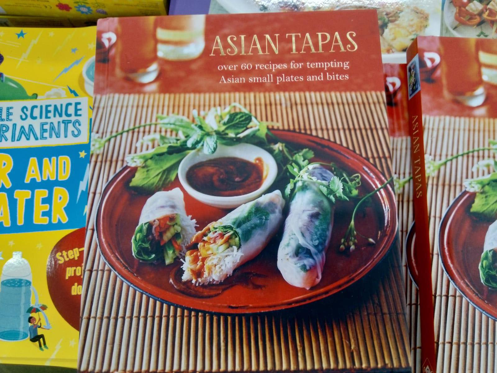 AMAZING MYSTERY BOX OF BOOKS 10|20