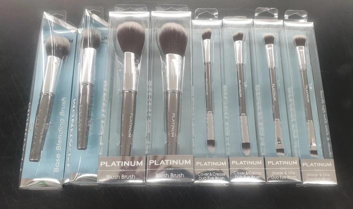 202 PIECE MASTER MAKEUP AND BEAUTY PACK + BONUS