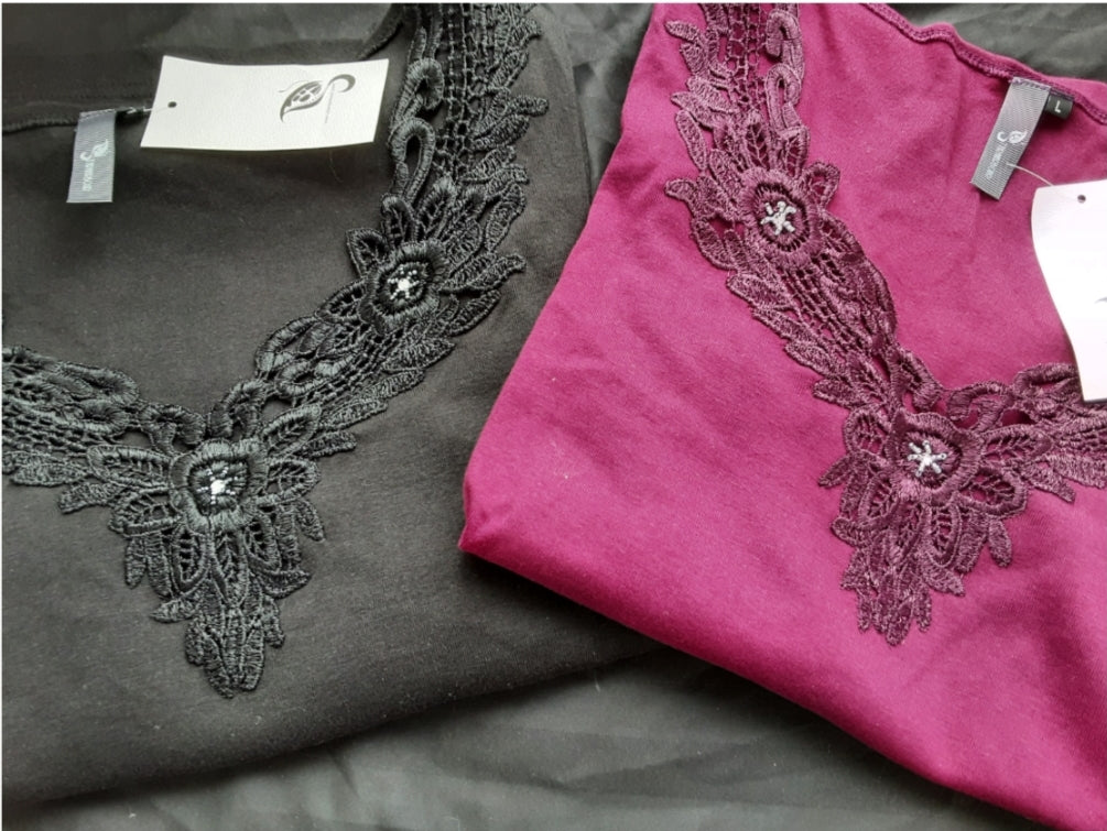 2 PACK 3/4 SLEEVE EMBROIDED WOMENS TOPS