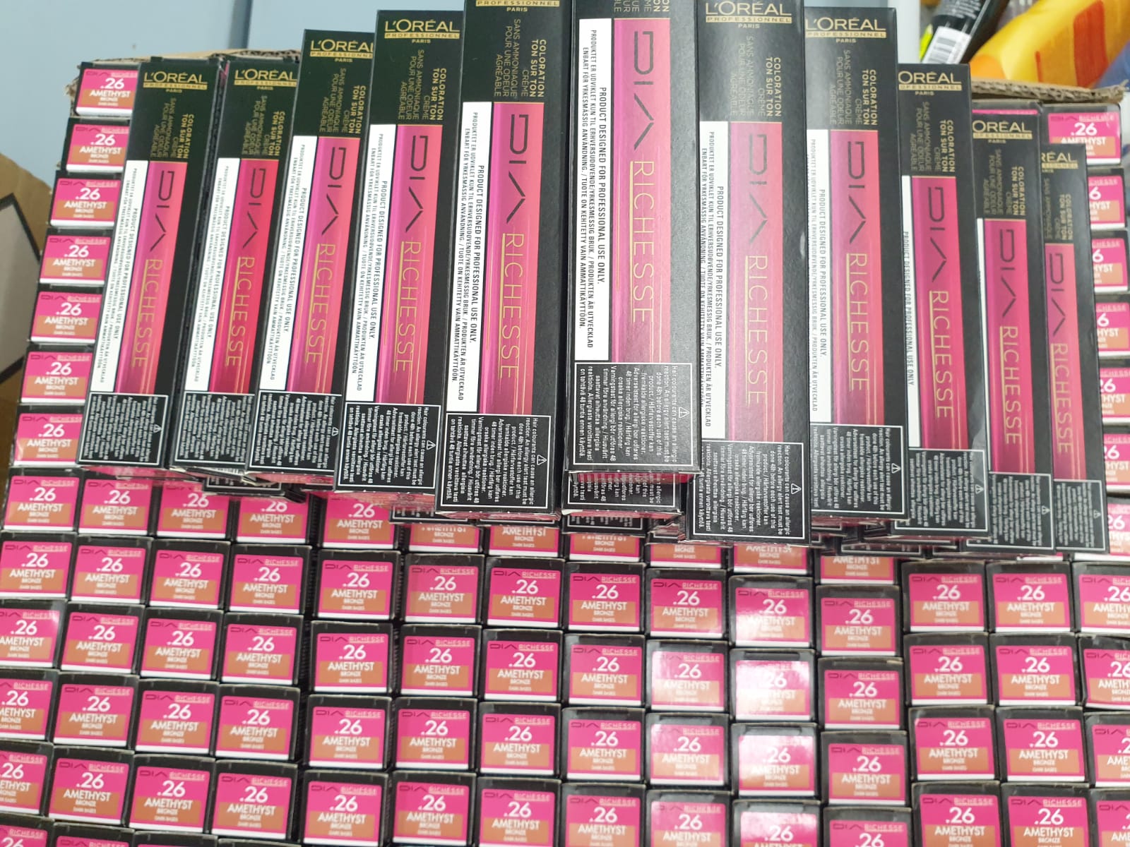 MONEY SAVING BUNDLE DEAL! SUPER MAKEUP MYSTERY PACK + PACK OF HAIR COLOURS