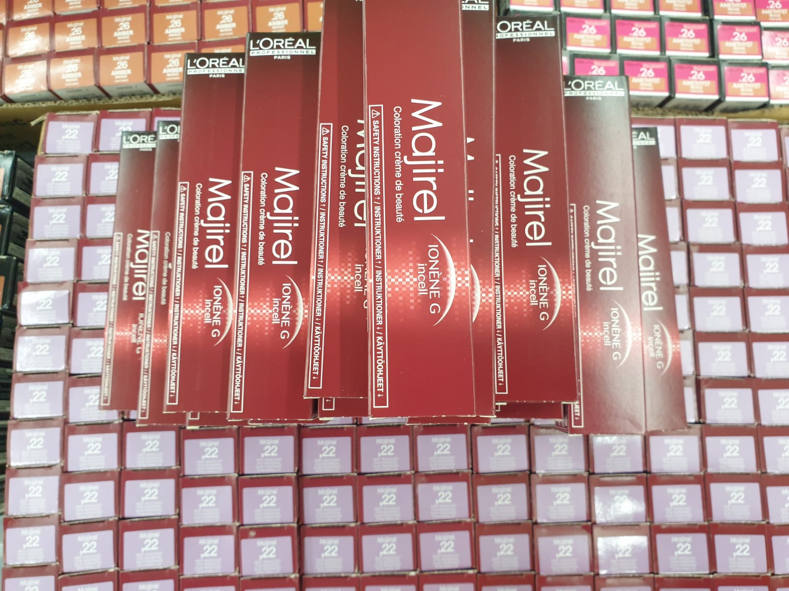 MONEY SAVING BUNDLE DEAL! SUPER MAKEUP MYSTERY PACK + PACK OF HAIR COLOURS