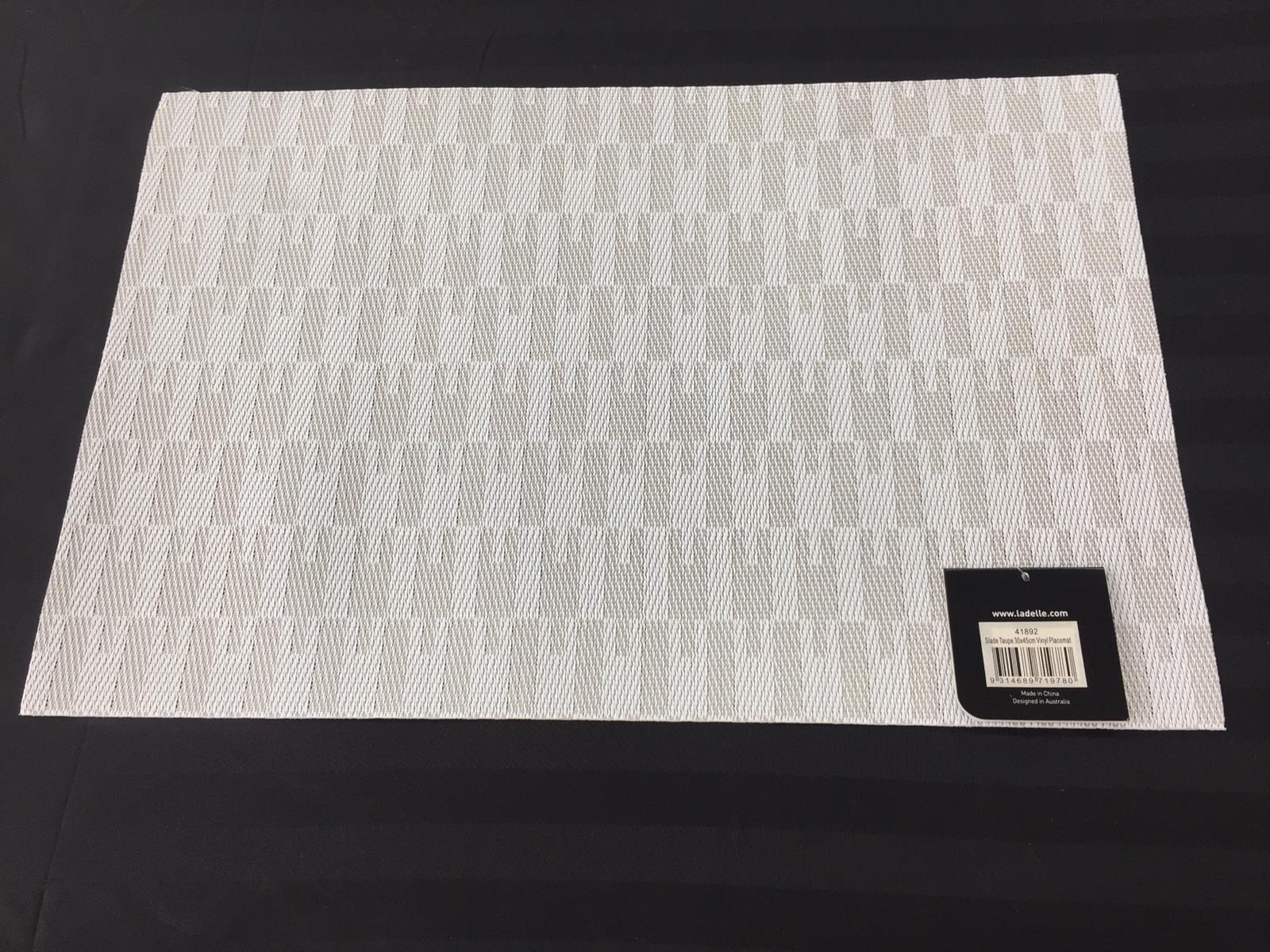 Ladelle Place Mats And Table Runners Clearance