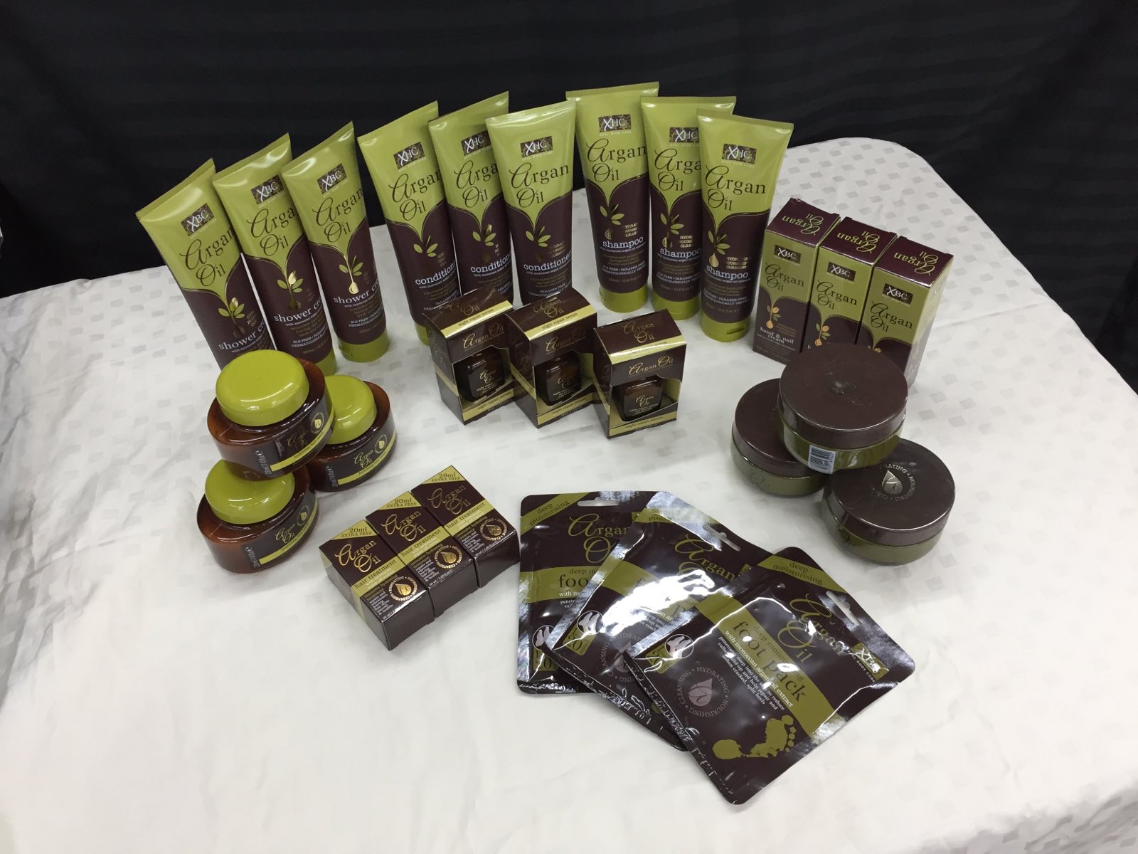 MASSIVE ARGAN OIL PAMPER PACK OF 10 ASSORTED PRODUCTS